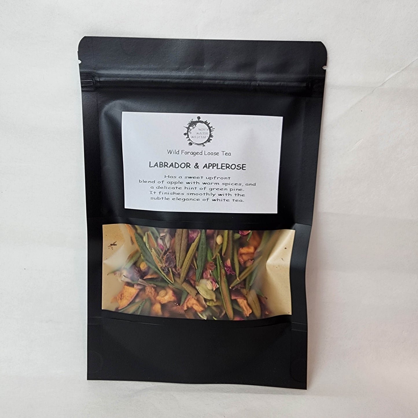 Labrador + Applerose Tea