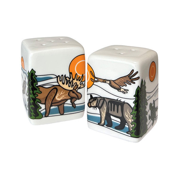 Salt & Pepper Shaker Set